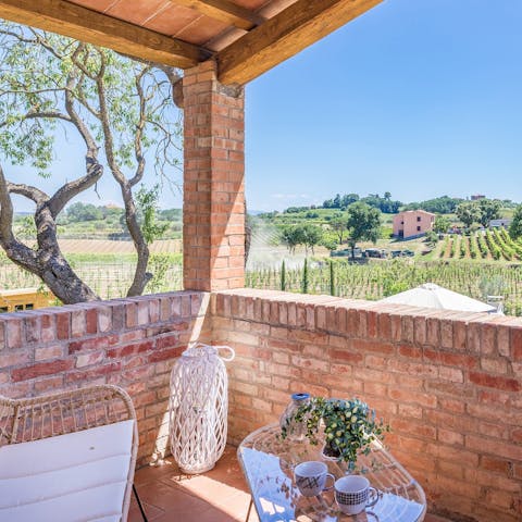 Savour your morning coffee on the terracotta terrace, overlooking the wide-stretching Tuscan countryside