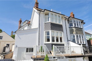 The Edwardian image 10
