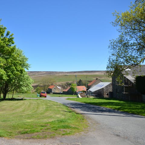 Enjoy the pretty village location, with views over the North York Moors