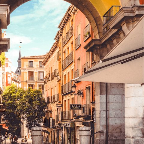 Experience the diverse beauty of Madrid from the Cheuca neighbourhood 