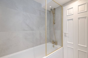 Knightsbridge Porcelain image 14