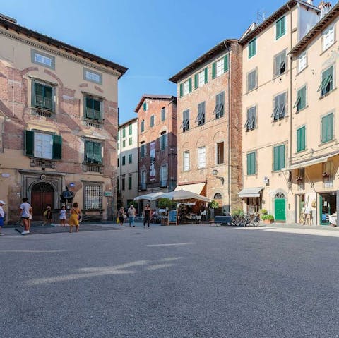 Wake up each morning in the heart of Lucca