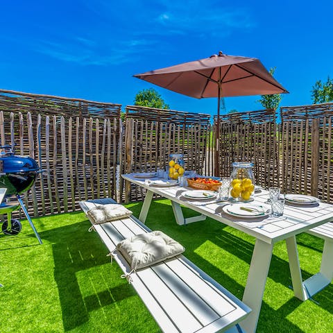 Light up the barbecue and enjoy sun-soaked alfresco meals