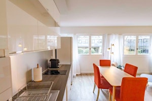 Elegant District image 9