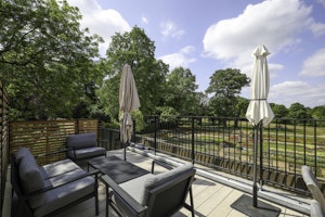 Zenith Abode image 12