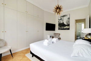 City Rise image 9