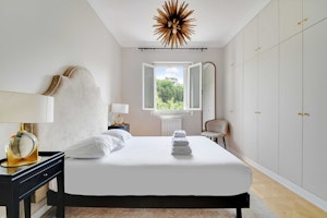 City Rise image 5