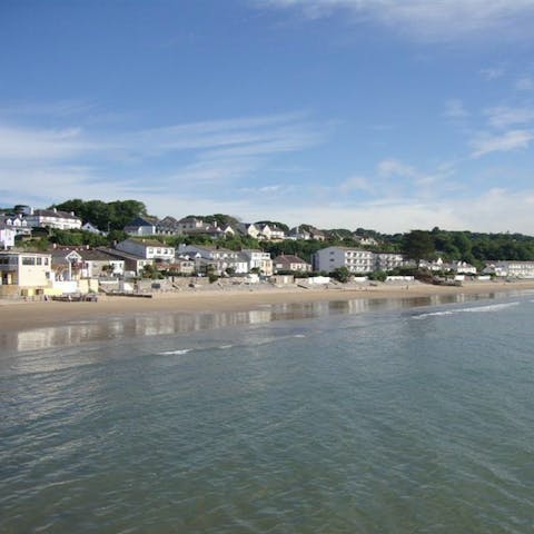 Stay just 250 yards from Saundersfoot beach and explore more of idyllic Pembrokeshire