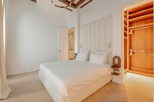 Marble & Beams image 10