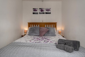 Wolf Cottage image 9