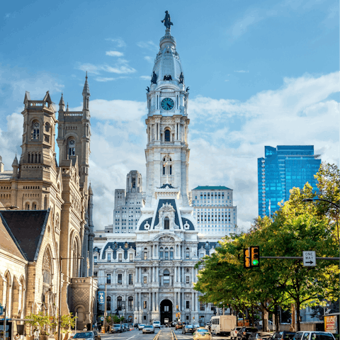 See Philadelphia City Hall, the world's tallest freestanding masonry building, in ten minutes on foot