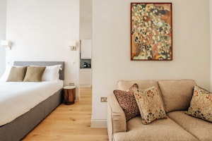 Kensington Keep image 9