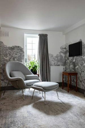 Marylebone Sophistication image 5
