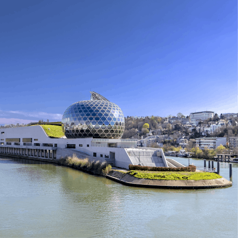 Watch a show at La Seine Musicale – within walking distance