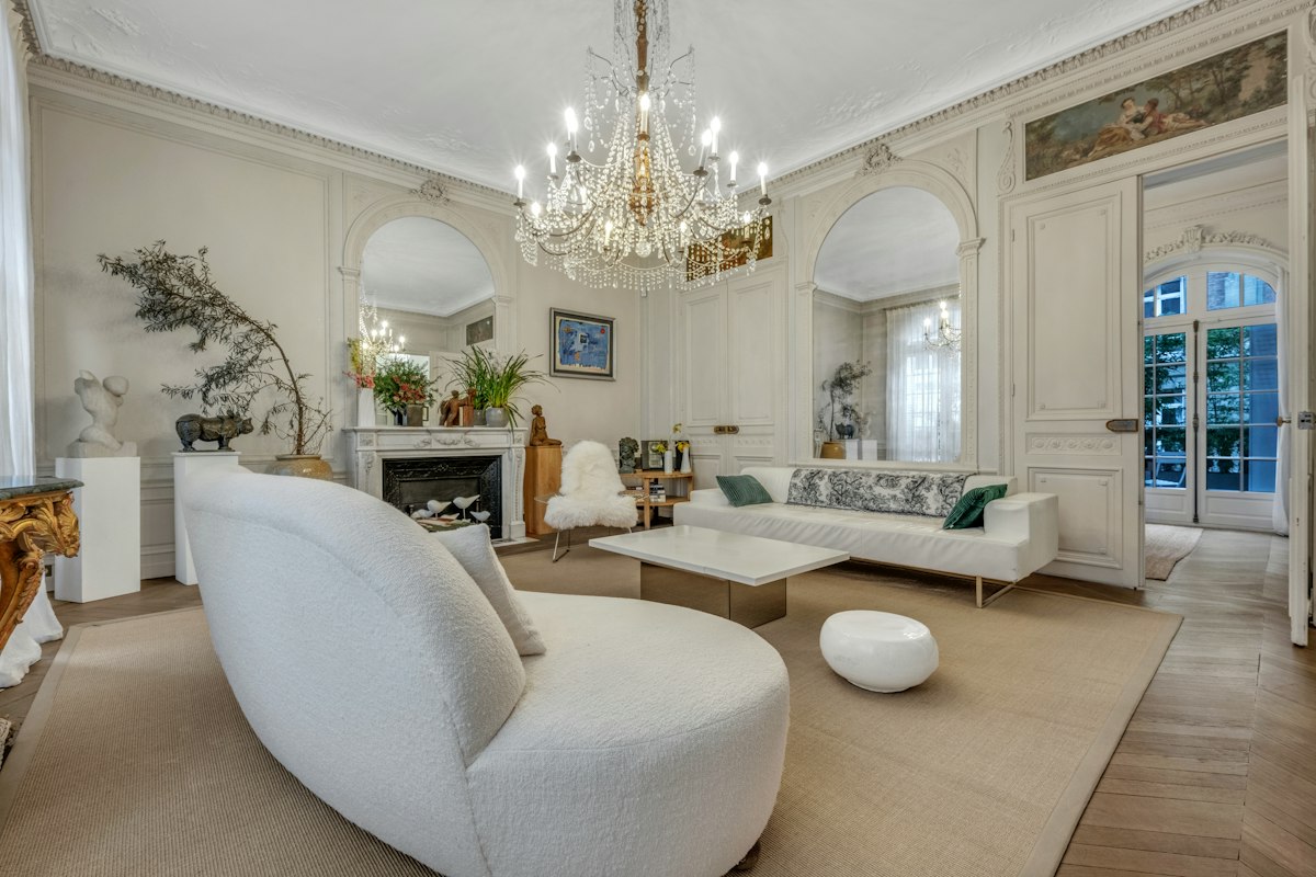The Belle Epoque, Ile-de-France