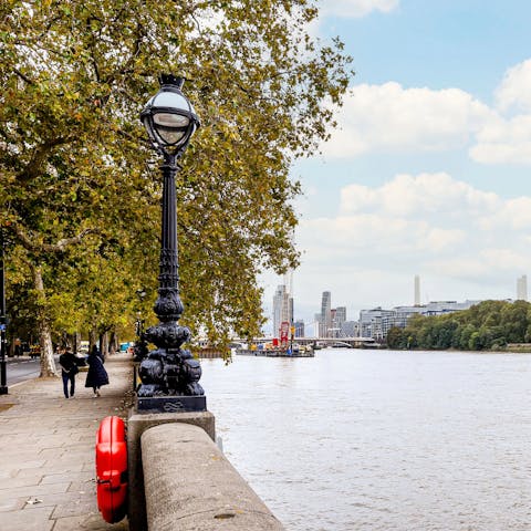 Make morning jogs along Embankment the new routine