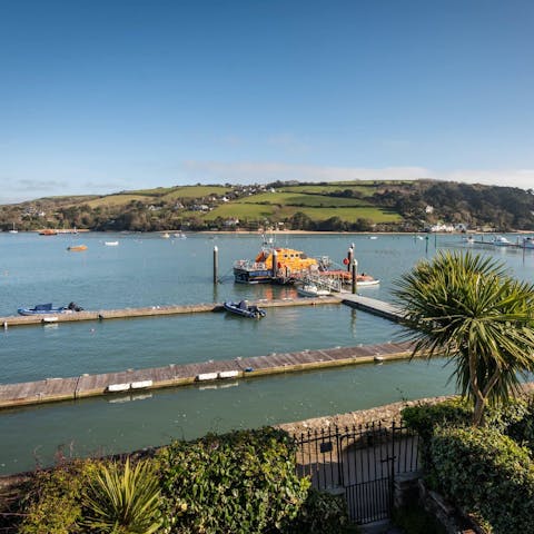Watch the boats glide past, with excellent views from the main bedroom