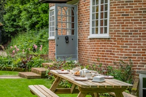 Tea & Wisteria image 11