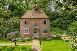 Tea & Wisteria image 1