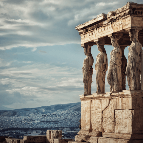 Walk five minutes to admire the Acropolis