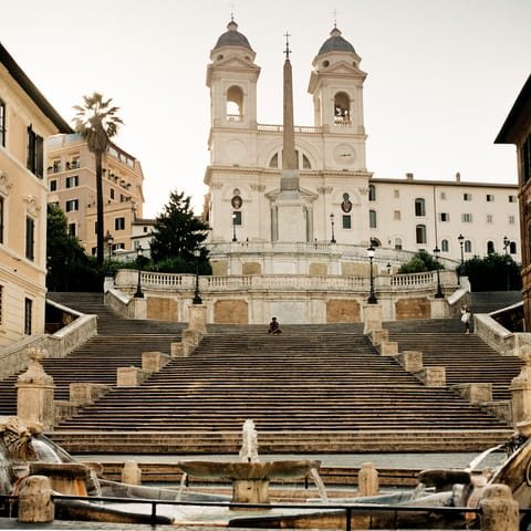 Walk to the Spanish Steps in five minutes