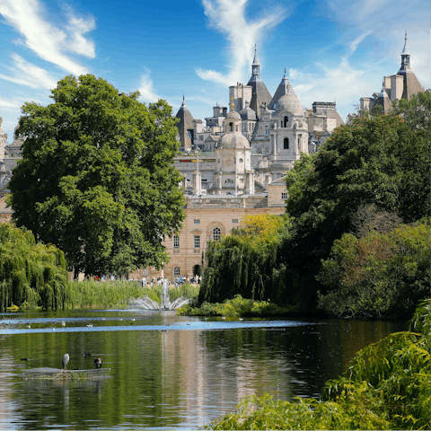 Pay a visit to the royal St James' s Park, right by Buckingham Palace