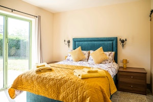 Cotswolds Contemporary image 6