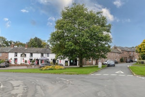 The Blue Door Cottage image 9