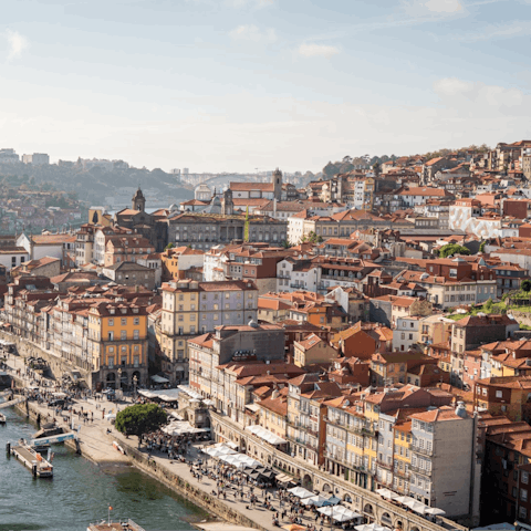 Explore all that Porto has to offer from your apartment in the historic city centre