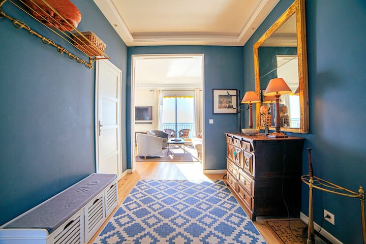 Starlets in the Night Sky