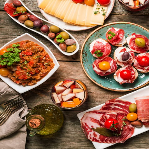 Enjoy organised in-villa tastings of local cheeses, wines and meats 