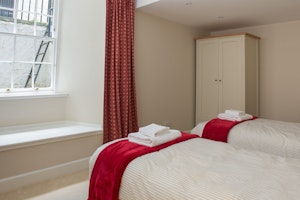 New Town Charm image 11