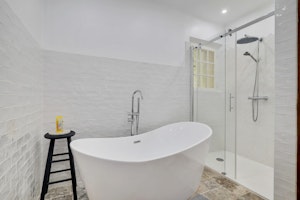 Stone & Thyme image 13