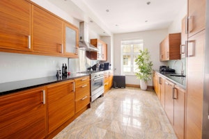 Majestic Mayfair image 7