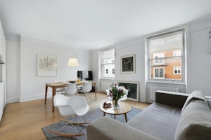 Morning in Marylebone image 7