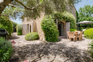 Picturesque Provence image 2