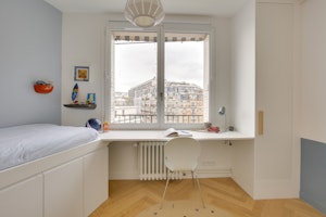 Parisian Hills image 3