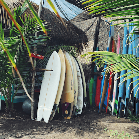 Bring your boards – it's just a fifteen-minute walk to the beach