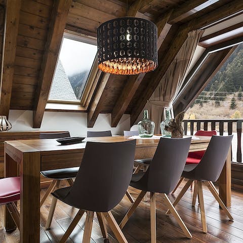 Share intimate winter warmers around the family-style dining table