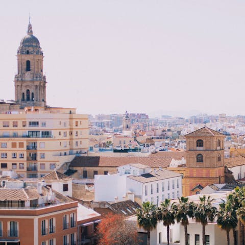 Discover the cultural depth and beauty of Málaga