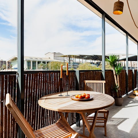 Treat your guests to a lavish alfresco meal out on the balcony