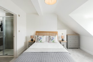 A Cotswold Story image 3