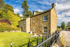 Bakewell Slice image 1