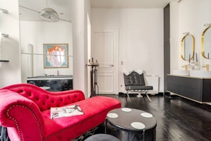 Le Contemporary Triangle D'Or image 7