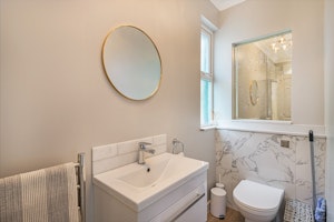 Wimbledon Abode image 8