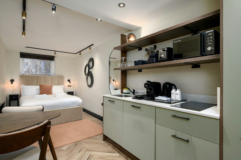 Somers Town Style main image
