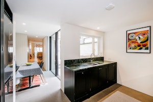 The Chelsea Muse image 5