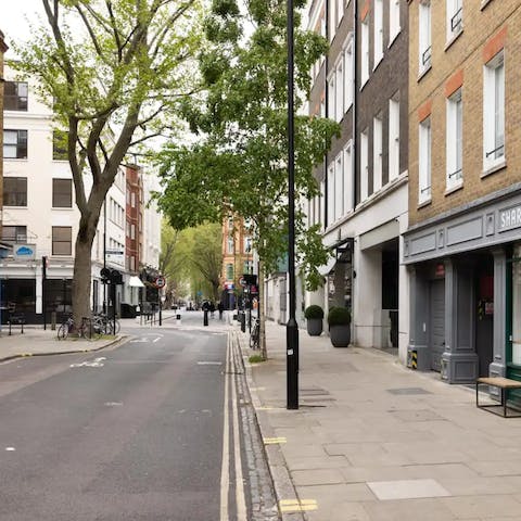 Explore London with ease, thanks to this excellent Fitzrovia location