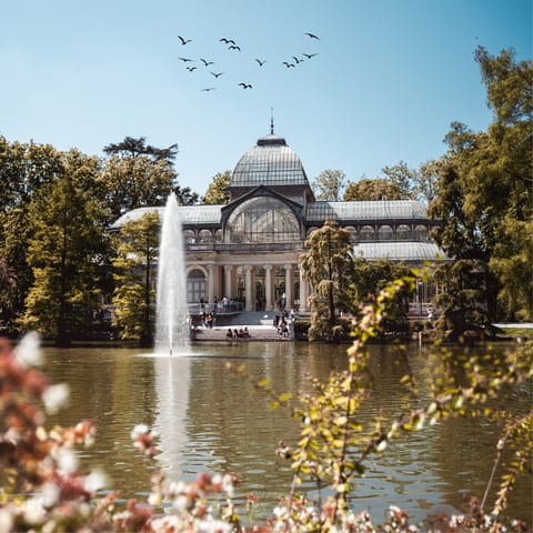 Lose the crowds in El Retiro Park – within walking distance