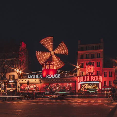 Take in a cabaret show at the Moulin Rouge